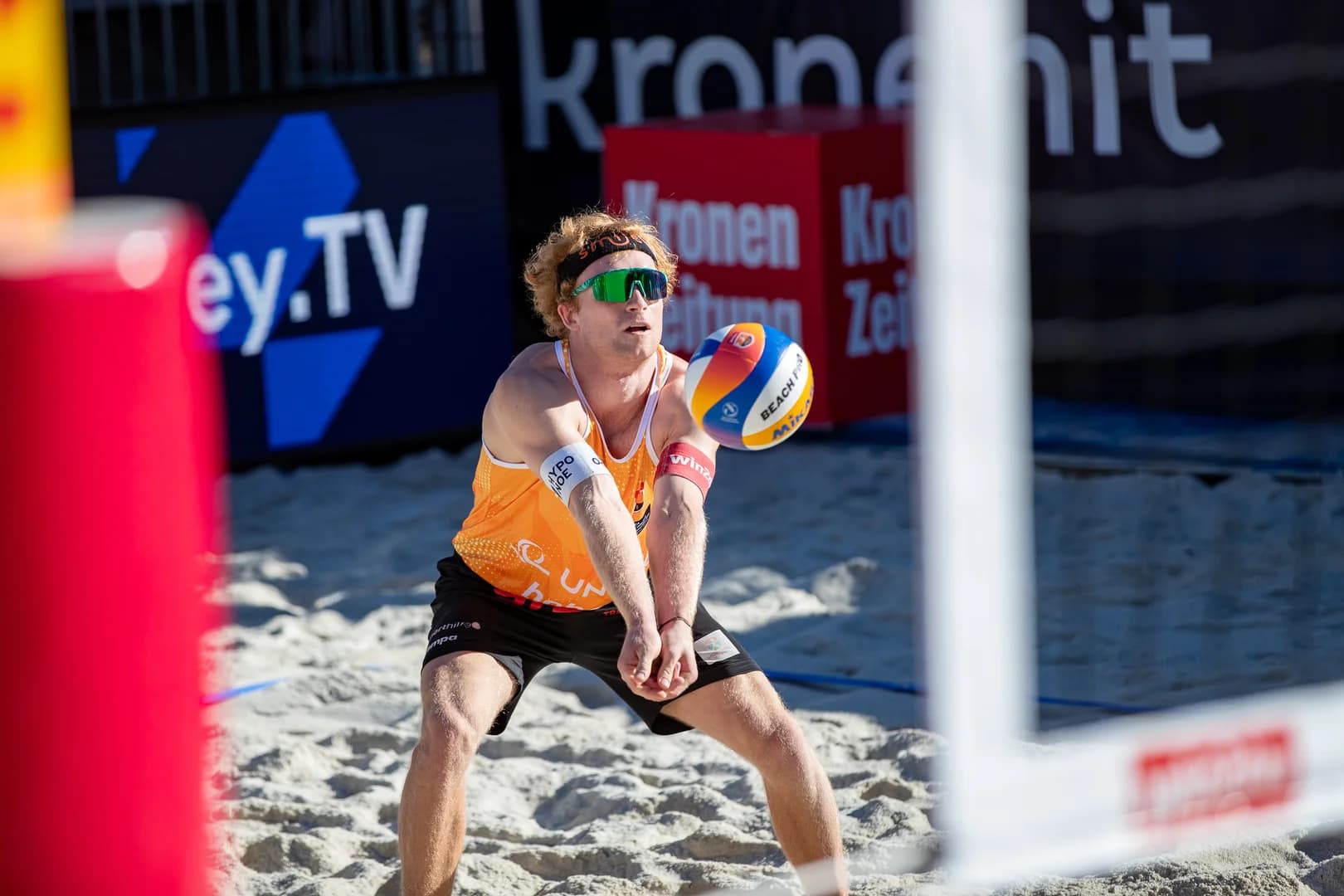 Österreichische Beachvolleyballer mit internationalen Partnern in Utrecht