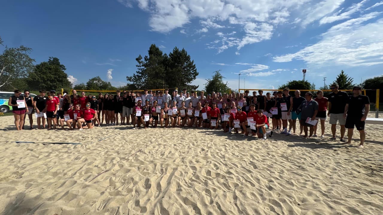 Bundesjugendbewerb Beachvolleyball 2026: Niederösterreich und Steiermark sichern sich die Titel