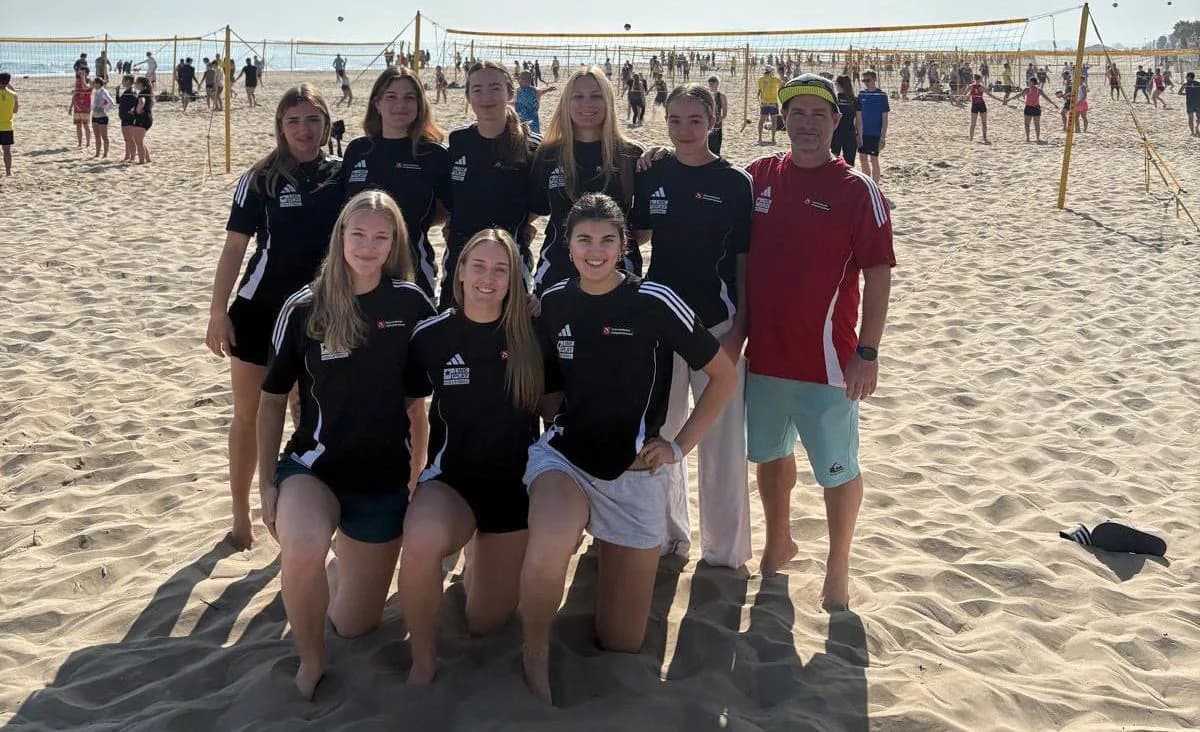 U18-Mädchen: Erfolgreiches Beachvolleyball-Camp in Riccione