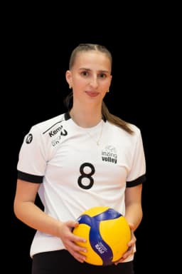 Elena Humenberger