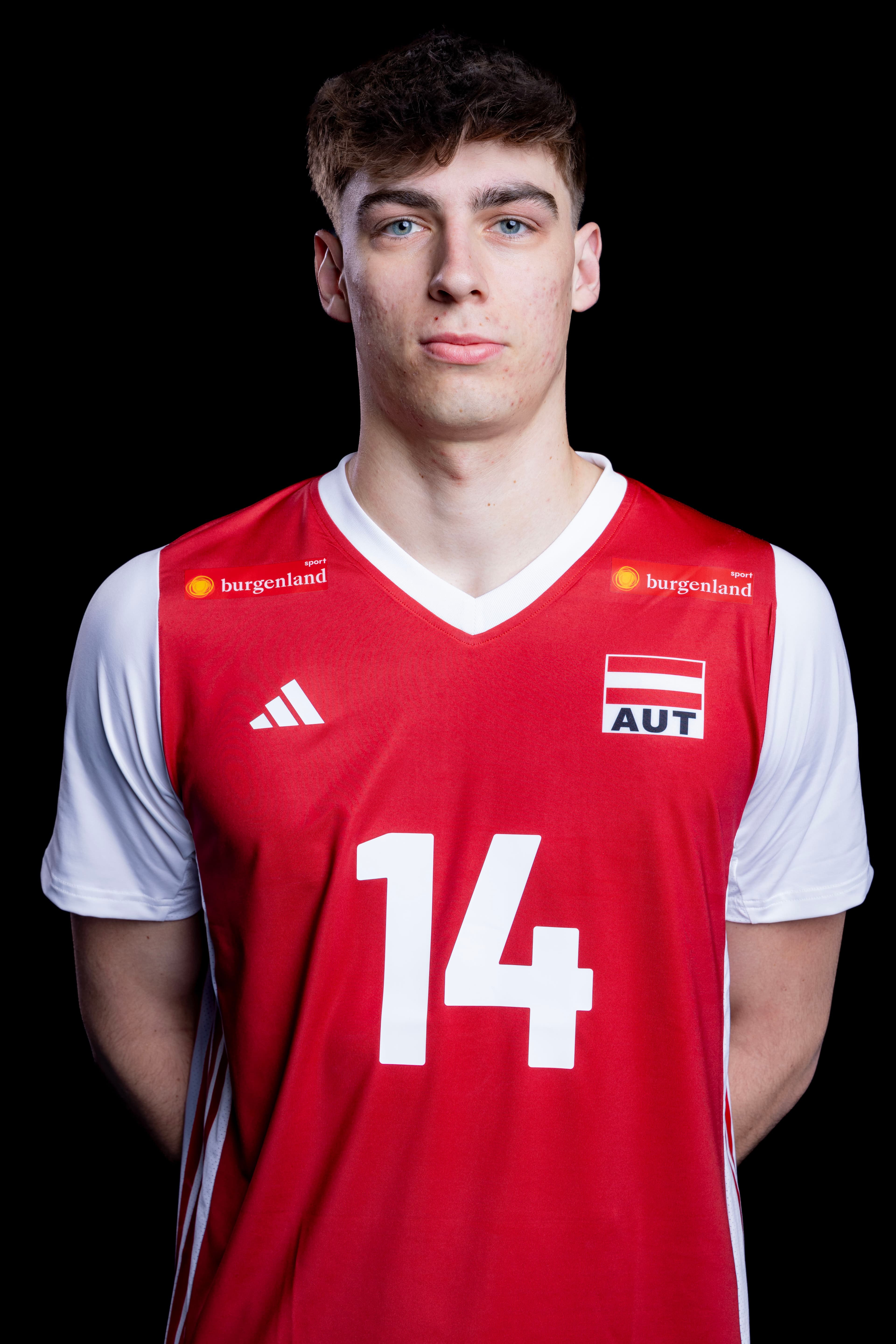 Simon SCHLÖGLHOFER