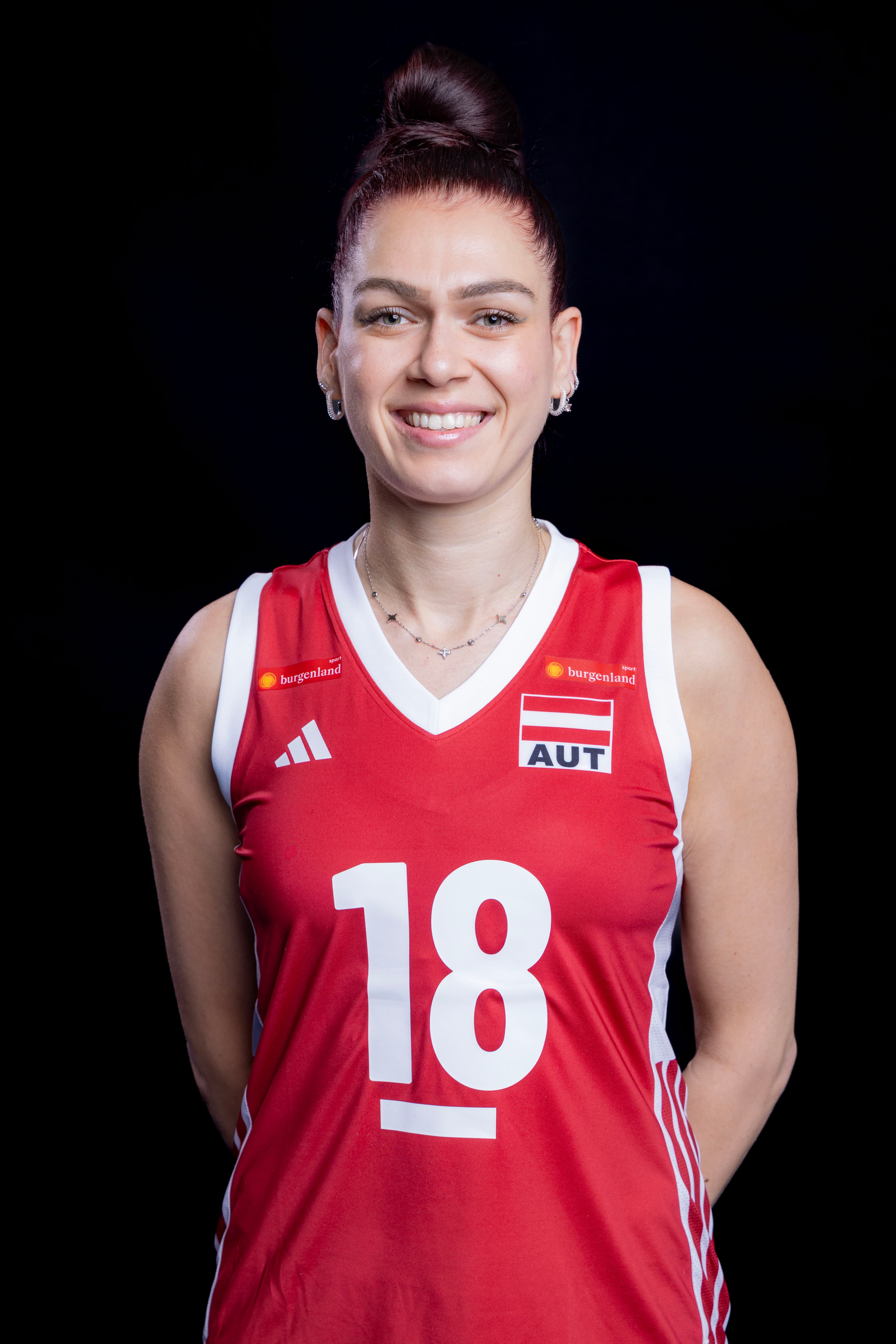 Nina NESIMOVIC