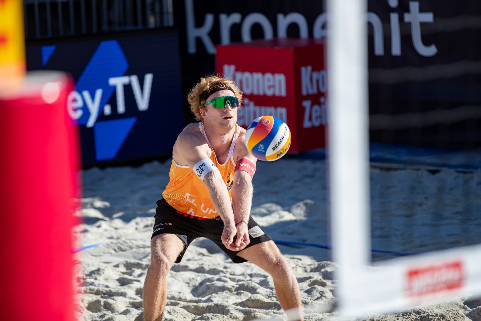 Österreichische Beachvolleyballer mit internationalen Partnern in Utrecht